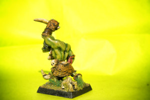 Orco Selvaggio,miniatura metallo 28mm Games Workshop,pittura giallinovagabondo