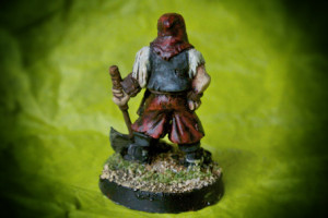 Headsman, miniatura 28mm metallo Wargames Foundry, pittura giallinovagabondo