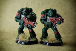 Dark Angels Space Marines, miniatura 28mm plastica Games Workshop, pittura giallinovagabondo
