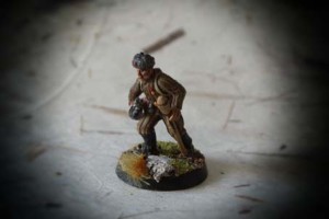 Red Army anti Tank Grenadier, miniatura plastica 28mm Warlord Games,pittura giallinovagabondo