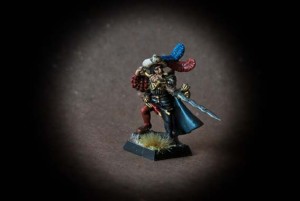 Capitano Imperiale,miniatura in plastica 28mm Games Workshop,pittura giallinovagabondo